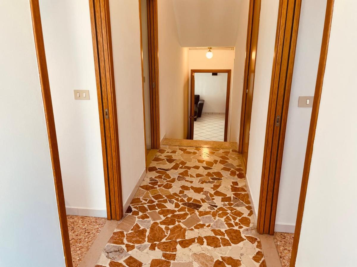 Family Apartment Piazza Milano - Jesolo Екстериор снимка